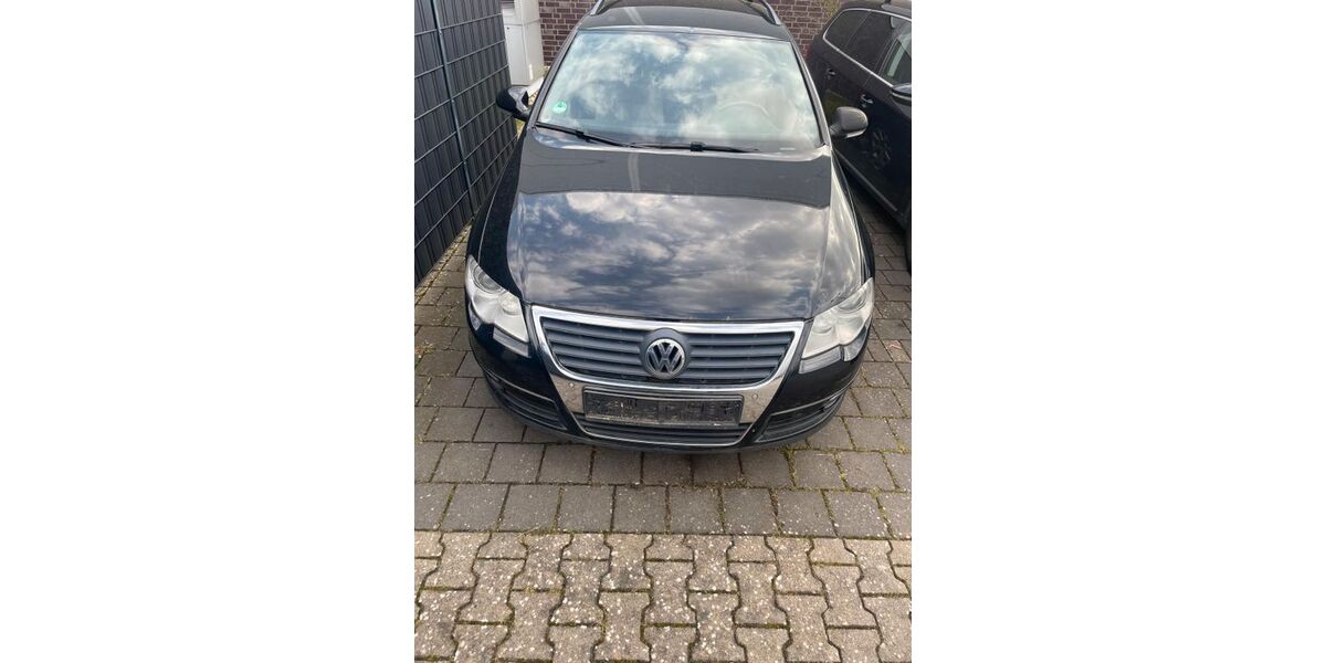 VW Passat Variant 220.000 km 1.099 &euro; Essen 45131