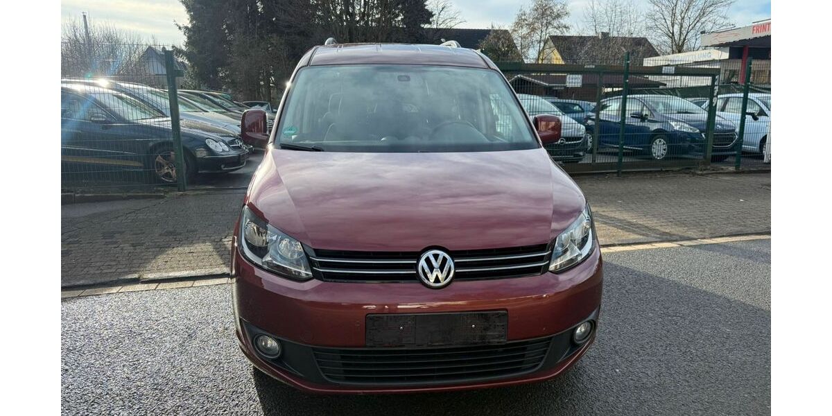 VW Caddy 174.000 km 9.499 &euro; Essen 45359