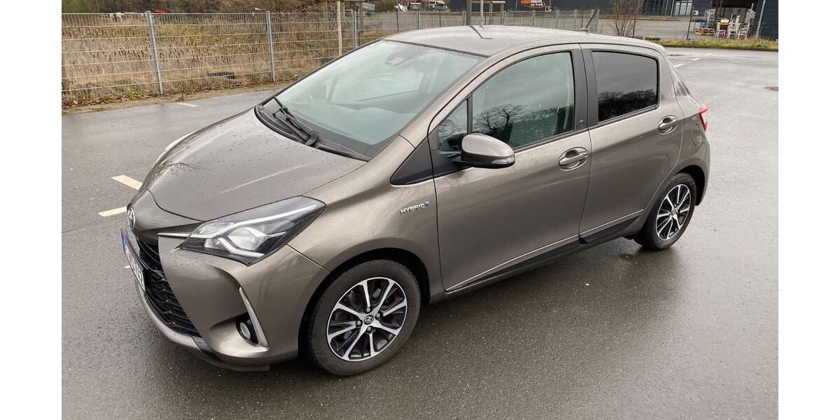 Toyota Yaris 48.954 km 13.900 &euro; Marl 45770