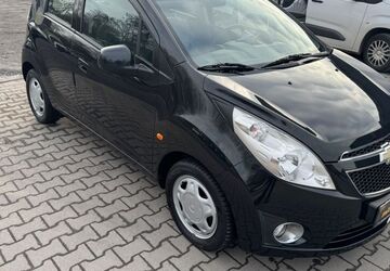 Chevrolet Spark 111.600 km 2.990 &euro; Dortmund 44319