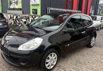 Renault Clio 140.000 km 1.800 &euro; Essen 45359