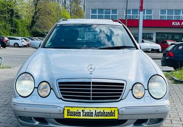 Mercedes-Benz E 320 268.000 km 3.499 &euro; Dortmund 44147