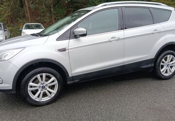 Ford Kuga 136.000 km 12.700 &euro; Recklinghausen 45659