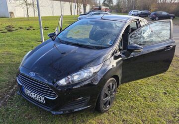 Ford Fiesta 113.206 km 4.900 &euro; Dortmund 44263