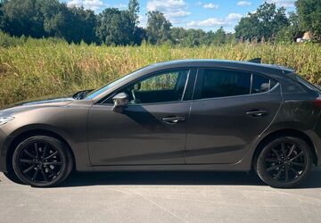 Mazda 3 212.563 km 5.500 &euro; Recklinghausen 45663