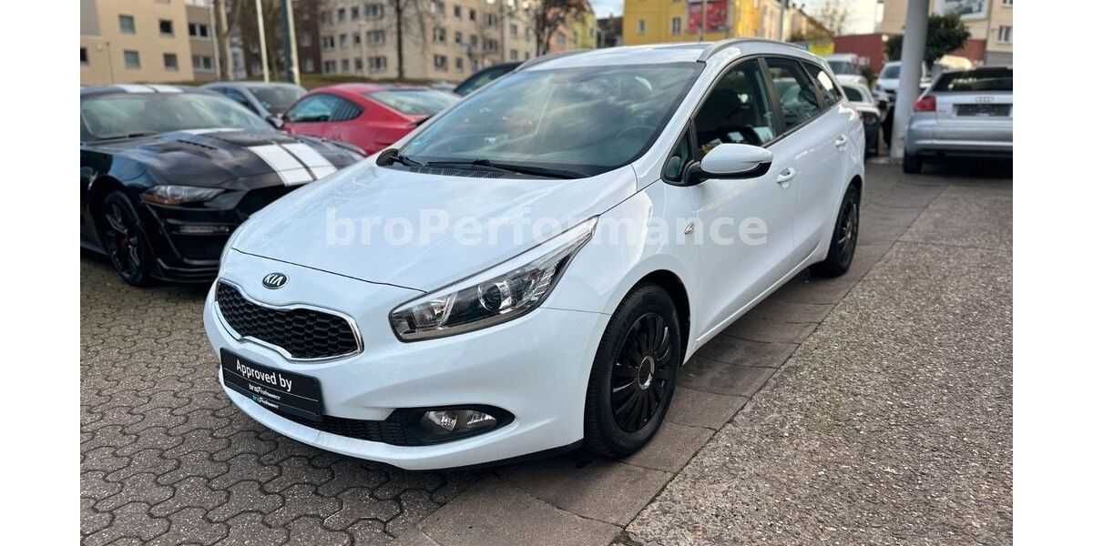 Kia ceed / Ceed 134.000 km 5.990 &euro; Essen 45145