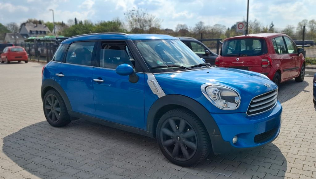 Mini Countryman D (Cooper) 110.000 km 9.900 &euro; Dortmund 44147