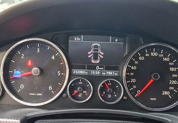 VW Touareg 252.000 km 7.900 &euro; Dortmund 44143