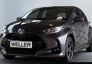 Toyota Yaris 43.441 km 18.670 &euro; Dortmund 44143