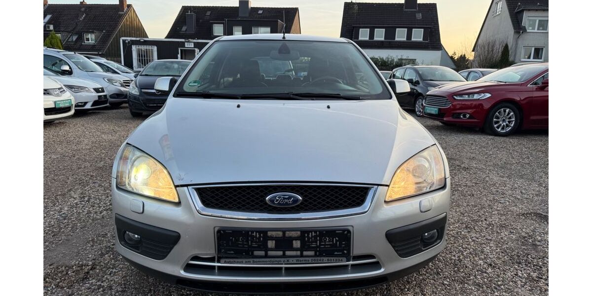 Ford Focus 196.000 km 2.499 &euro; Essen 45355