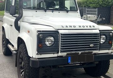 Land Rover Defender 220.500 km 29.200 &euro; Mülheim 45481