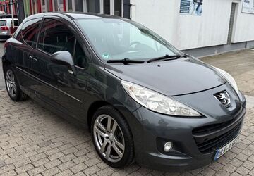 Peugeot 207 189.000 km 1.990 &euro; Essen 45143