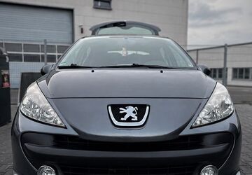 Peugeot 207 123.000 km 3.599 &euro; Bottrop 46238