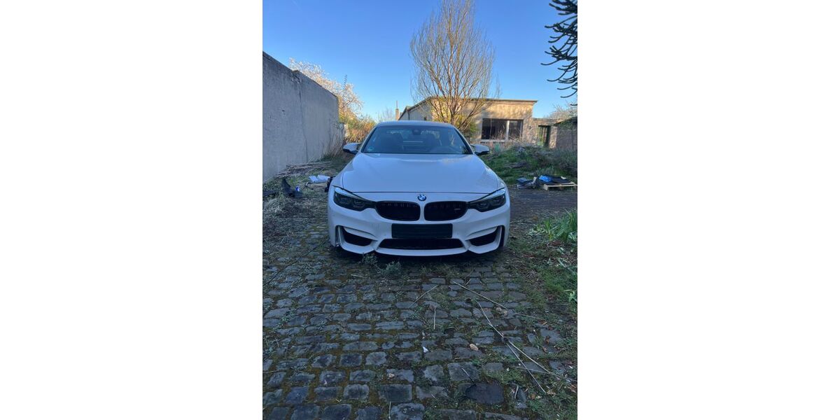 BMW M4 109.000 km 45.499 &euro; Dortmund 44319