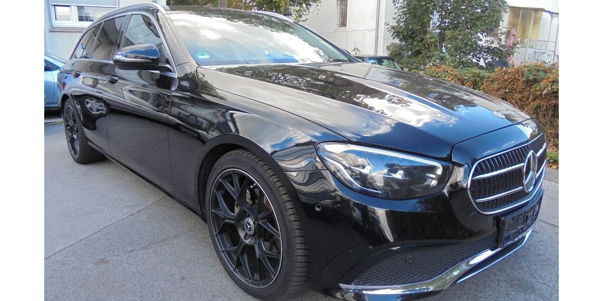 Mercedes-Benz E 200 40.873 km 29.650 &euro; Recklinghausen 45659