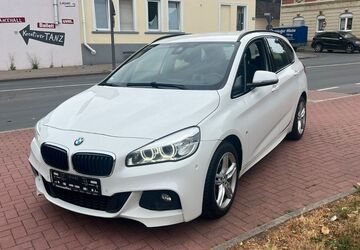 BMW 218 176.000 km 7.890 &euro; Recklinghausen 45657