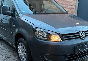 VW Caddy 154.000 km 7.499 &euro; Essen 45307