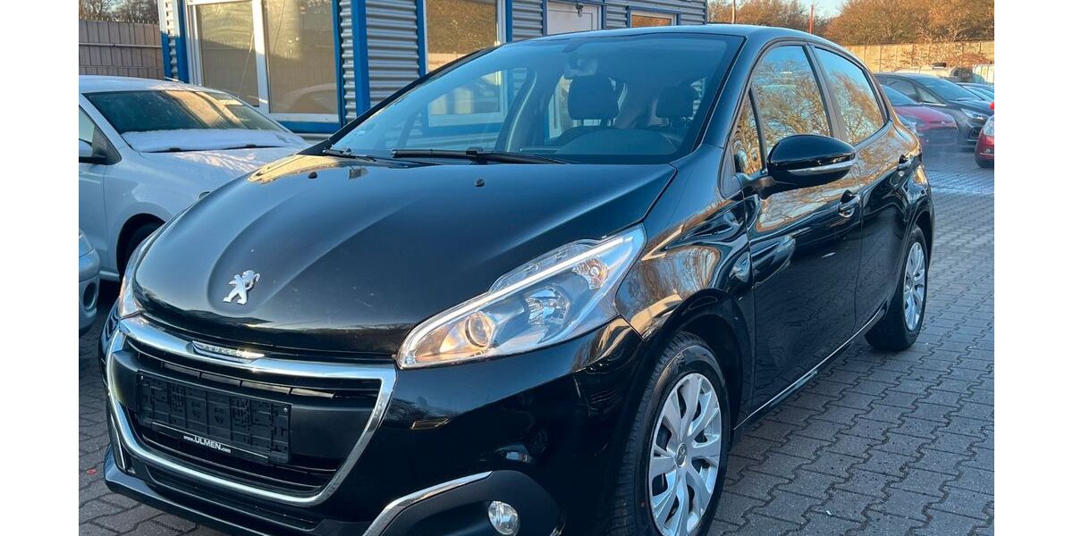 Peugeot 208 88.000 km 7.499 &euro; Essen 45356