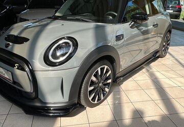 Mini Cooper SE 32.889 km 15.950 &euro; Waltrop 45731