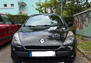 Renault Clio 132.380 km 2.200 &euro; Essen 45131