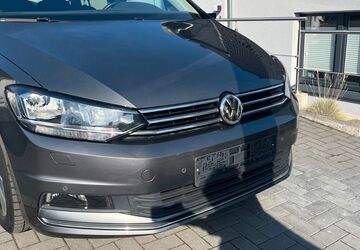 VW Touran 87.600 km 16.995 &euro; Dortmund 44265