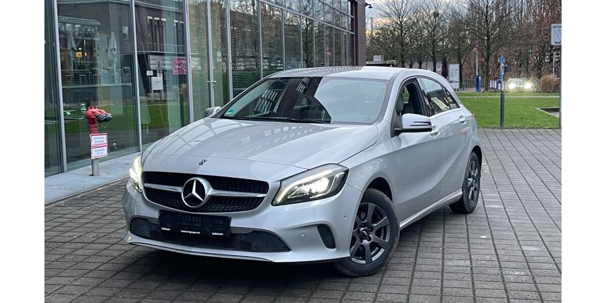 Mercedes-Benz A 180 104.000 km 15.550 &euro; Gelsenkirchen 45899