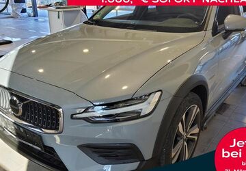 Volvo V60 Cross Country 25.117 km 38.990 &euro; Essen-Kray 45309
