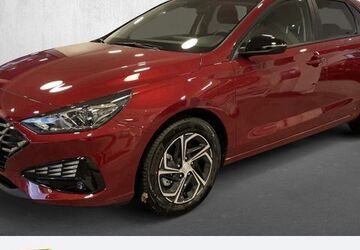 Hyundai i30 30.140 km 15.490 &euro; Recklinghausen 45657