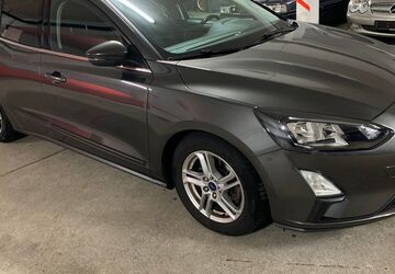 Ford Focus 121.700 km 10.350 &euro; Dortmund 44225