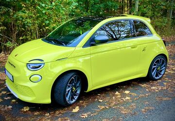 Abarth 500e 9.950 km 27.900 &euro; Dortmund 44229