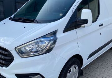 Ford Transit Custom 74.000 km 14.300 &euro; Essen 45309