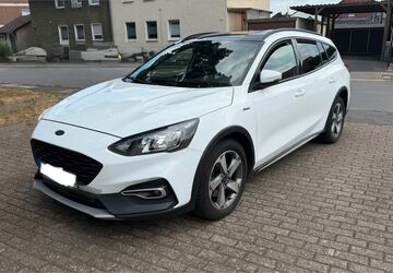 Ford Focus 83.400 km 16.800 &euro; Recklinghausen 45661
