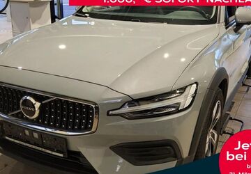 Volvo V60 Cross Country 34.984 km 32.850 &euro; Essen-Kray 45309