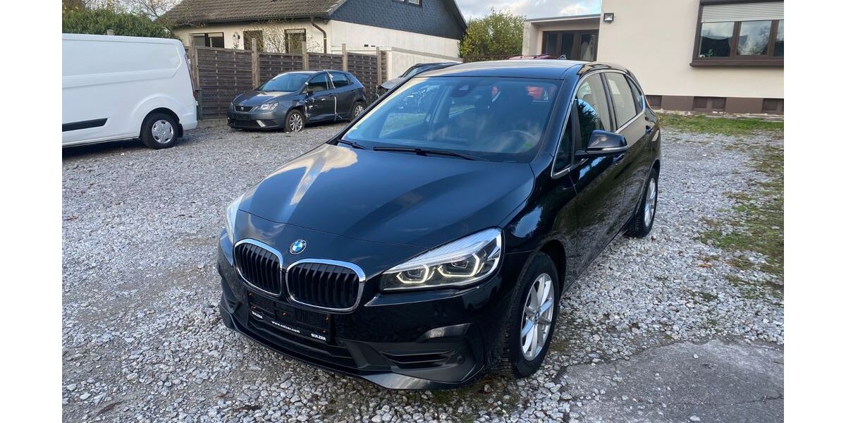 BMW 218 Active Tourer 99.770 km 15.400 &euro; Mülheim an der Ruhr 45481