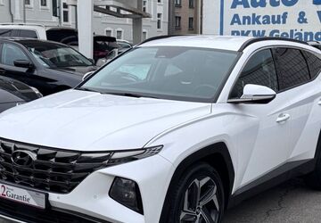 Hyundai TUCSON 42.561 km 25.900 &euro; Oberhausen 46045