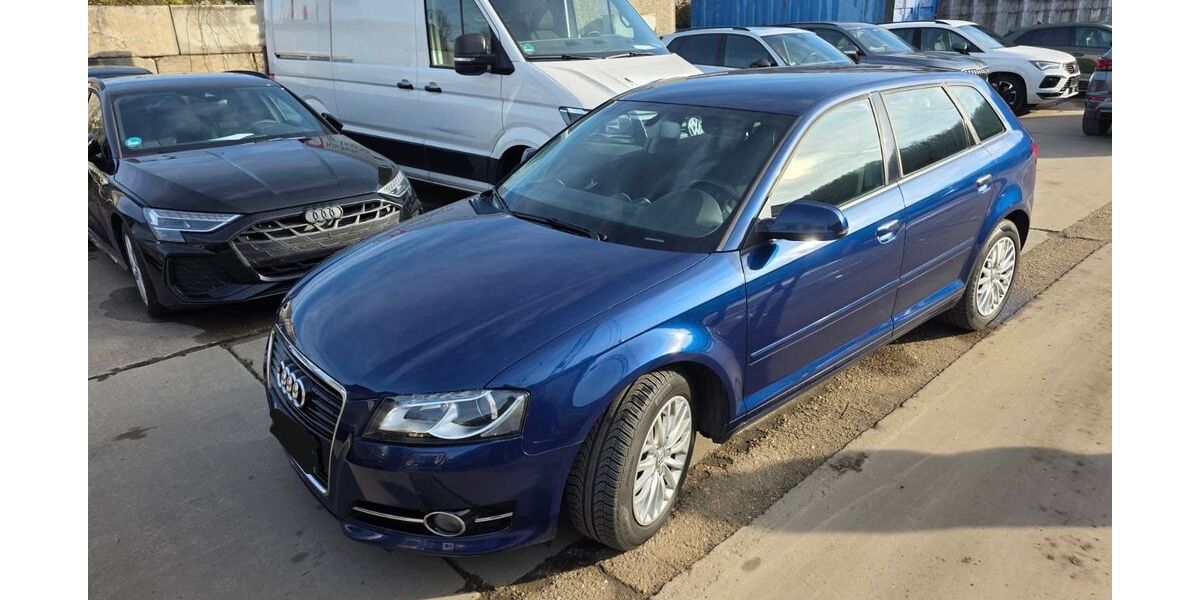 Audi A3 123.719 km 7.950 &euro; Oberhausen 46149