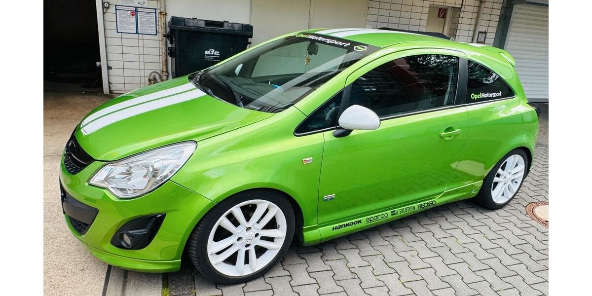 Opel Corsa 230.124 km 3.990 &euro; Essen 45130