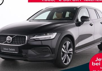 Volvo V60 Cross Country 46.516 km 39.950 &euro; Essen-Kray 45309
