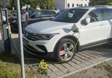 VW Tiguan 38.000 km 28.750 &euro; Herdecke 58313