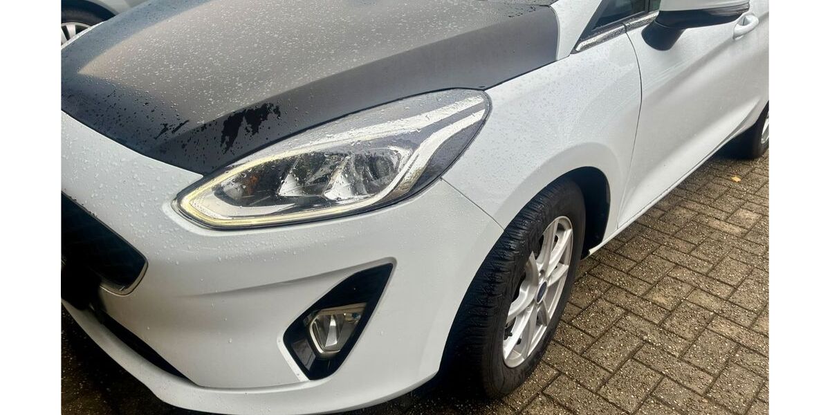 Ford Fiesta 57.500 km 9.900 &euro; essen 45143