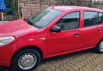 Dacia Sandero 21.000 km 3.200 &euro; Hattingen 45529