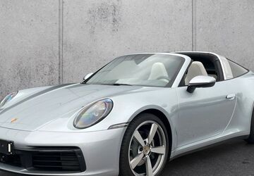 Porsche 992 7.886 km 153.900 &euro; Recklinghausen 45665