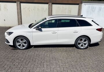 Seat Leon 61.500 km 19.250 &euro; Waltrop 45731