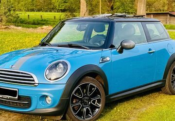 Mini Cooper 87.400 km 8.300 &euro; Marl 45768