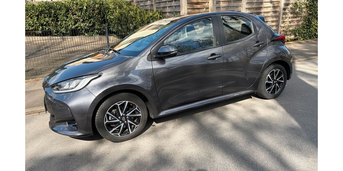 Toyota Yaris 46.000 km 17.490 &euro; Datteln 45711