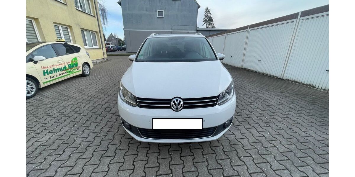 VW Touran 122.000 km 9.500 &euro; Dortmund 44359