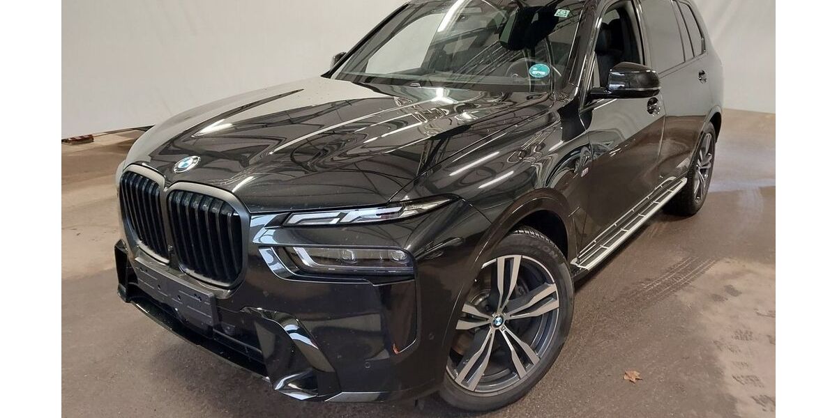 BMW X7 25.595 km 89.440 &euro; Bochum 44809