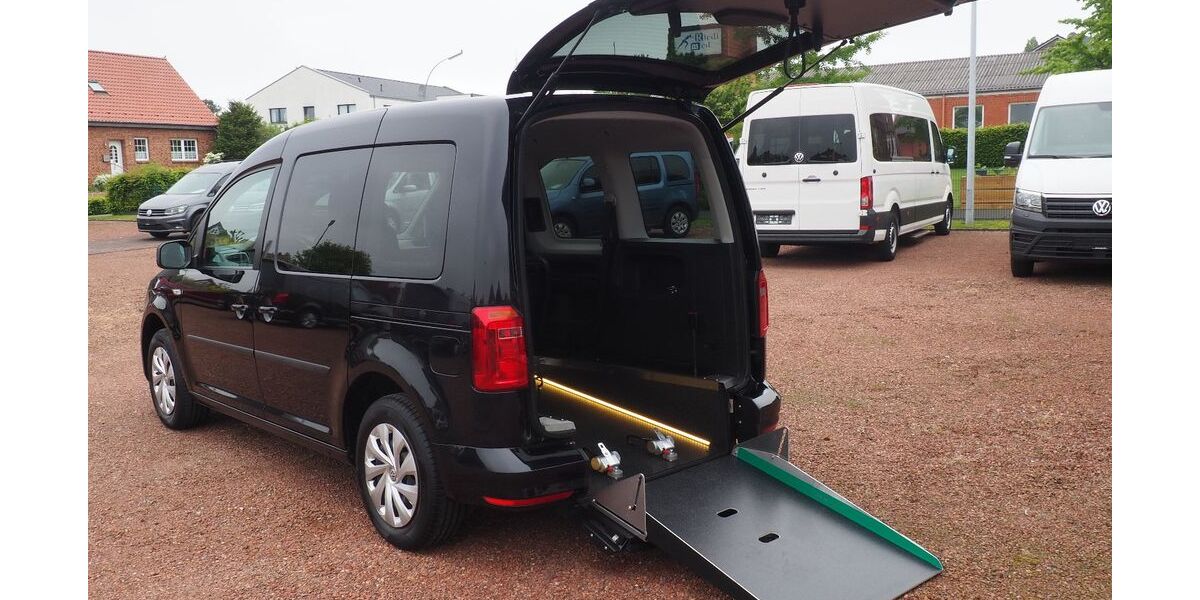 VW Caddy 49.745 km 29.790 &euro; Südkirchen 59394