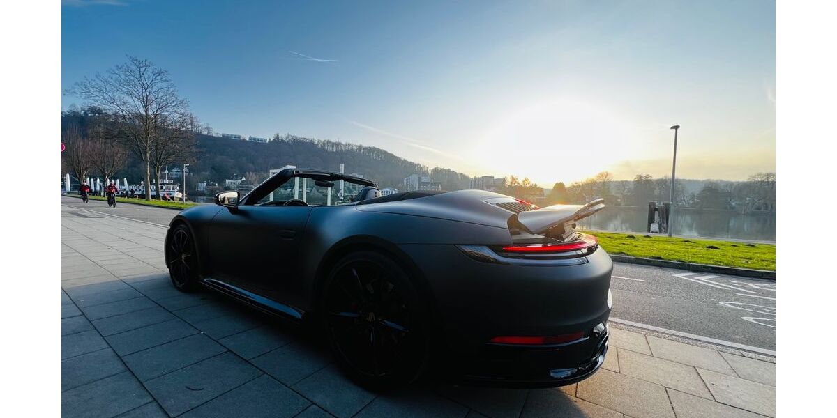 Porsche 992 15.000 km 147.500 &euro; Bottrop 46242