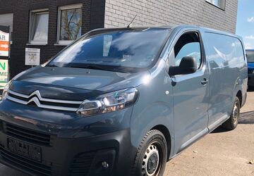 Citroen Jumpy 107.144 km 8.990 &euro; Gelsenkirchen 45886